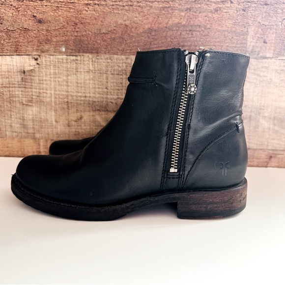 Frye VERONICA Seam Short Leather Boots - Picture 3 of 12
